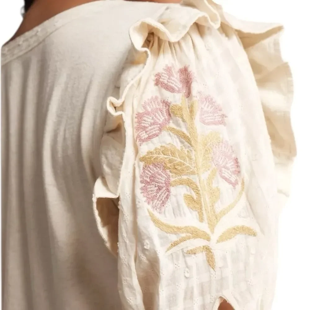 By Anthropologie Embroidered Puff-Sleeve Top XS new with tags